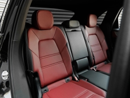 Porsche Cayenne Base AWD 2026