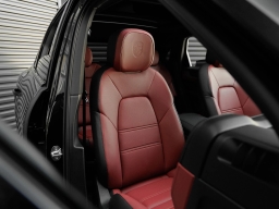Porsche Cayenne Base AWD 2026