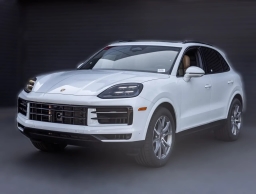 Porsche Cayenne Base AWD 2026