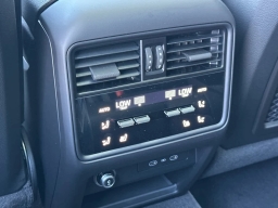Porsche Cayenne Base AWD 2026