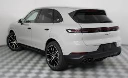 Porsche Cayenne Base AWD 2026
