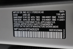 Porsche Cayenne Base AWD 2026