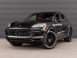 Porsche Cayenne Base AWD 2026