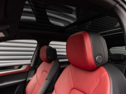 Porsche Cayenne Base AWD 2026