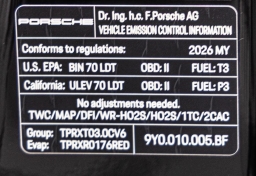 Porsche Cayenne Base AWD 2026