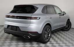 Porsche Cayenne Base AWD 2026