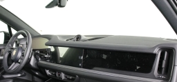 Porsche Cayenne Base AWD 2026