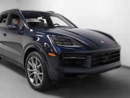 Porsche Cayenne Base AWD 2026