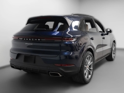 Porsche Cayenne Base AWD 2026