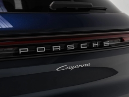 Porsche Cayenne Base AWD 2026