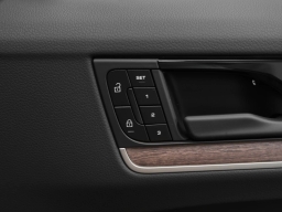 Porsche Cayenne Base AWD 2026