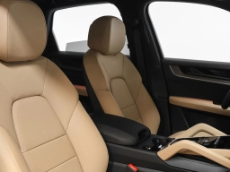 Porsche Cayenne Base AWD 2026