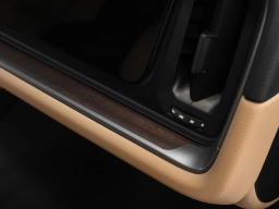 Porsche Cayenne Base AWD 2026