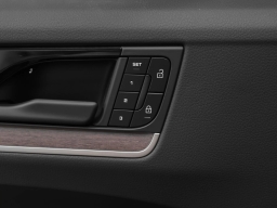 Porsche Cayenne Base AWD 2026