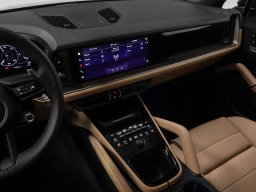 Porsche Cayenne Base AWD 2026