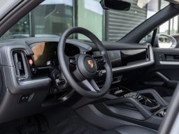 Porsche Cayenne Base AWD 2026