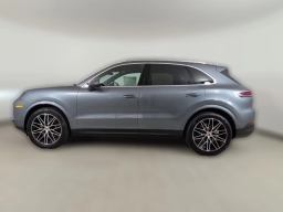 Porsche Cayenne Base AWD 2026