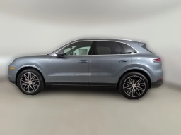 Porsche Cayenne Base AWD 2026