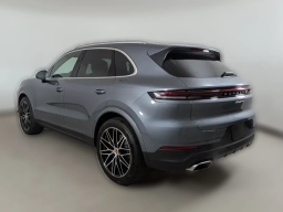 Porsche Cayenne Base AWD 2026