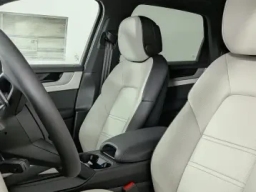 Porsche Cayenne Base AWD 2026