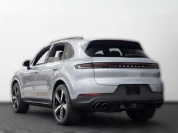 Porsche Cayenne Base AWD 2026