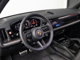 Porsche Cayenne Base AWD 2026