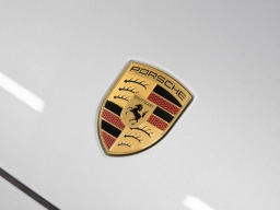 Porsche Cayenne Base AWD 2026