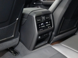 Porsche Cayenne Base AWD 2026