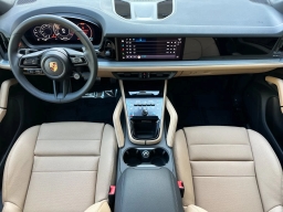 Porsche Cayenne Base AWD 2026