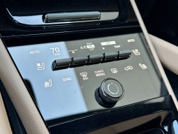 Porsche Cayenne Base AWD 2026