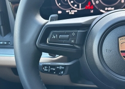 Porsche Cayenne Base AWD 2026