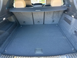 Porsche Cayenne Base AWD 2026