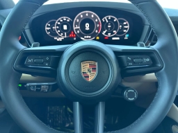 Porsche Cayenne Base AWD 2026