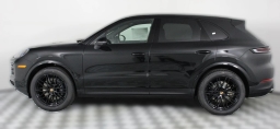 Porsche Cayenne Base AWD 2026