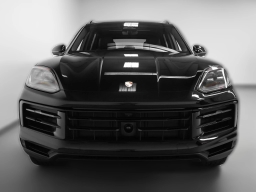 Porsche Cayenne Base AWD 2026