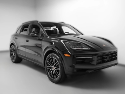 Porsche Cayenne Base AWD 2026