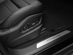 Porsche Cayenne Base AWD 2026