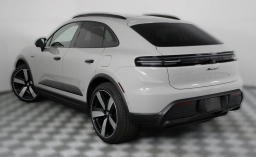 Porsche Macan Electric 4 AWD 2026