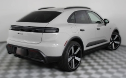 Porsche Macan Electric 4 AWD 2026