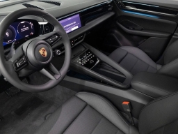 Porsche Macan Electric 4 AWD 2026