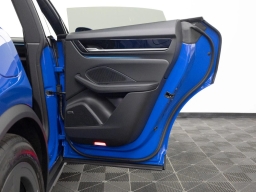 Porsche Macan Electric 4 AWD 2026