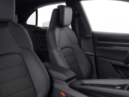 Porsche Macan Electric 4 AWD 2026