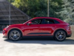 Porsche Macan Electric 4 AWD 2026