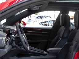 Porsche Macan Electric 4 AWD 2026