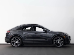 Porsche Macan Electric 4 AWD 2026