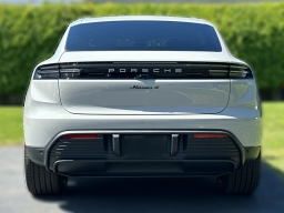 Porsche Macan Electric 4 AWD 2026