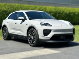 Porsche Macan Electric 4 AWD 2026