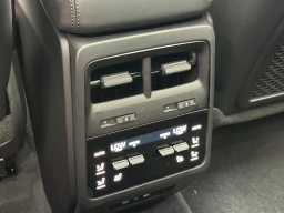 Porsche Macan Electric 4 AWD 2026