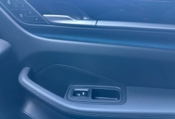 Porsche Macan Electric 4 AWD 2026