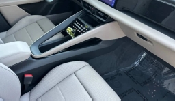 Porsche Macan Electric 4 AWD 2026
